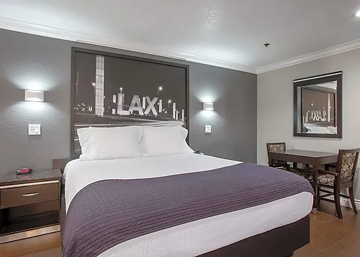 Super 8 By Wyndham Inglewood/Lax/La Airport