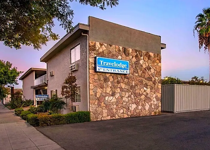 Travelodge By Wyndham Fresno Yosemite Area