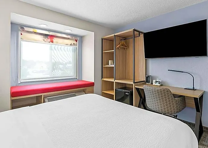 Best Western Buffalo Inn & Suites
