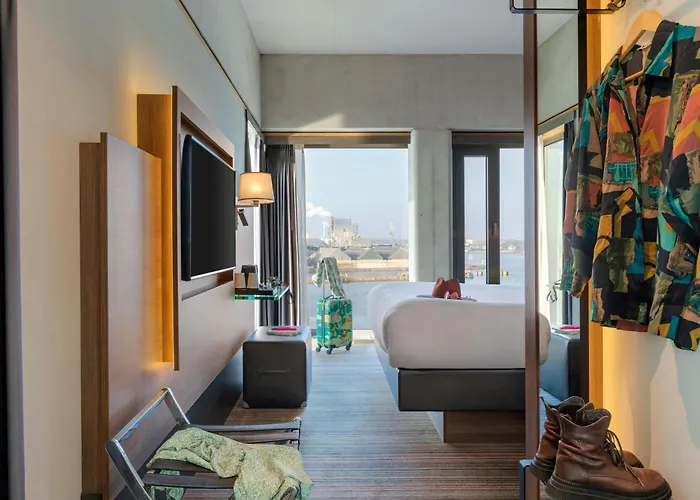 Hotel mit Whirlpool Moxy Amsterdam Houthavens