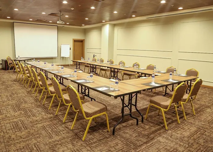 La Quinta By Wyndham Istanbul Gunesli