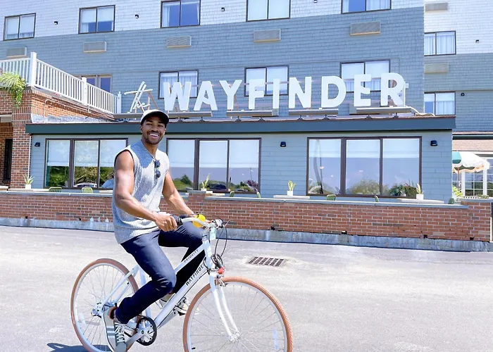 Hotels with a view Wayfinder Newport