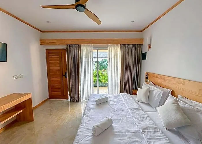 Handhuvaru Maldives Sh.Milandhoo