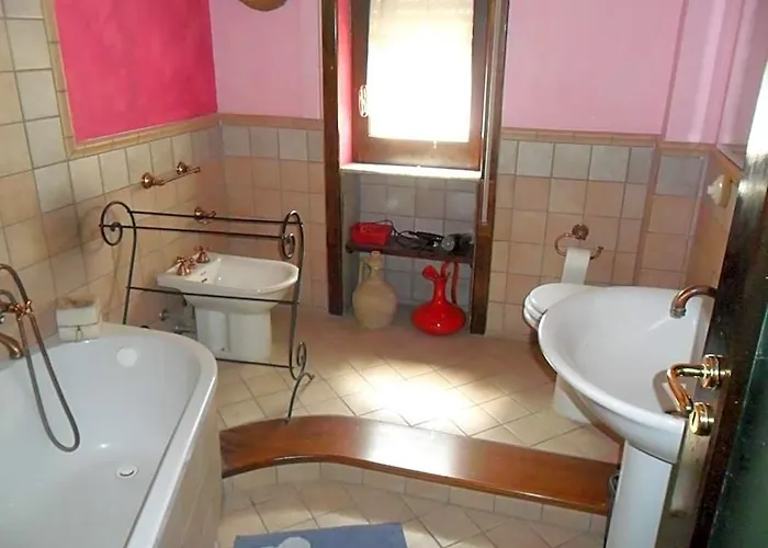 B&B Pinkhouse