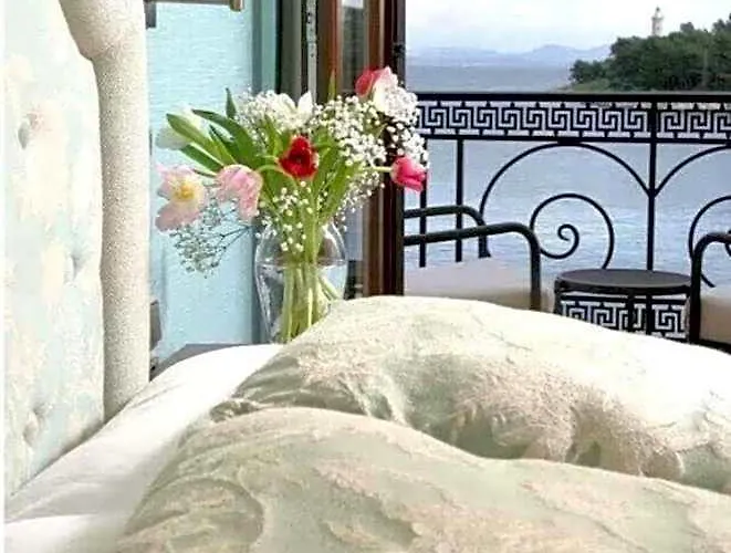 La Boheme Hotel