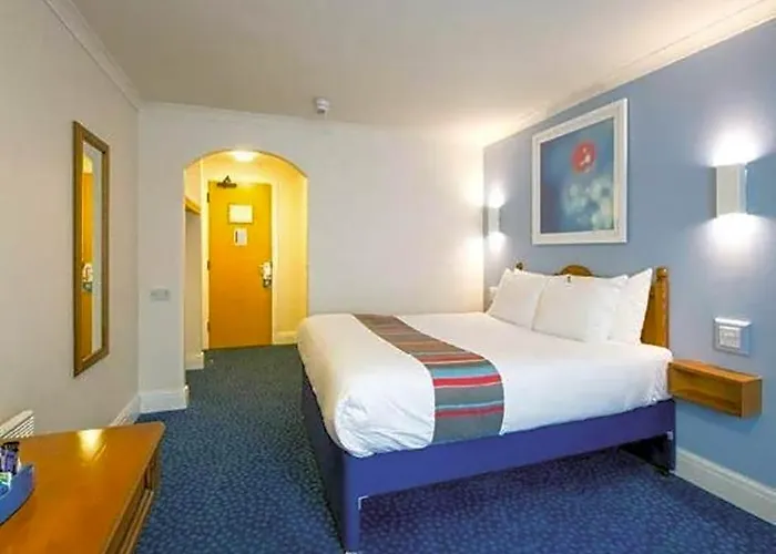 Travelodge Northampton Wootton