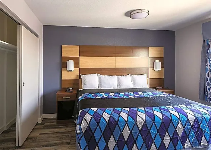 Coratel Inn And Suites By Jasper Saint Paul Minneapolis Inver Grove Heights