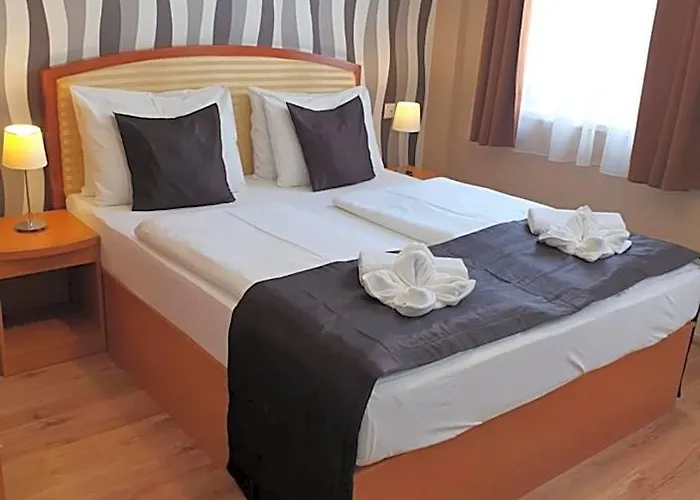 3 SterneHotel Six Inn