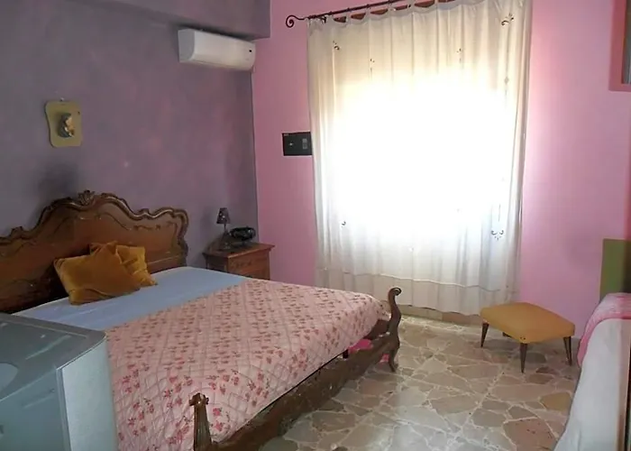 B&B Pinkhouse