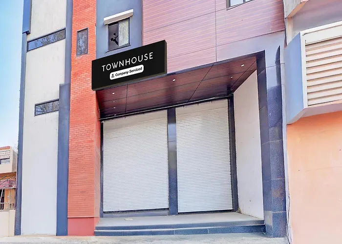 Townhouse Lig Main Road Indore