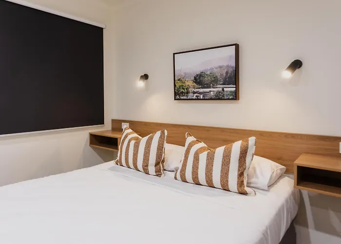 Coomera Lodge Hotel