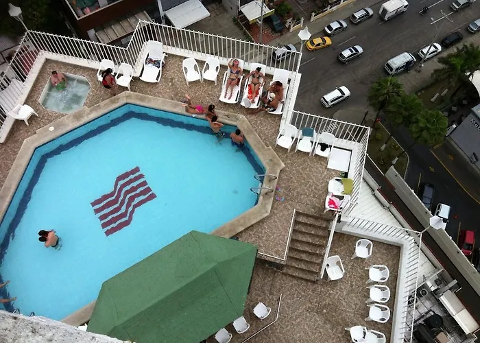Escape Plaza