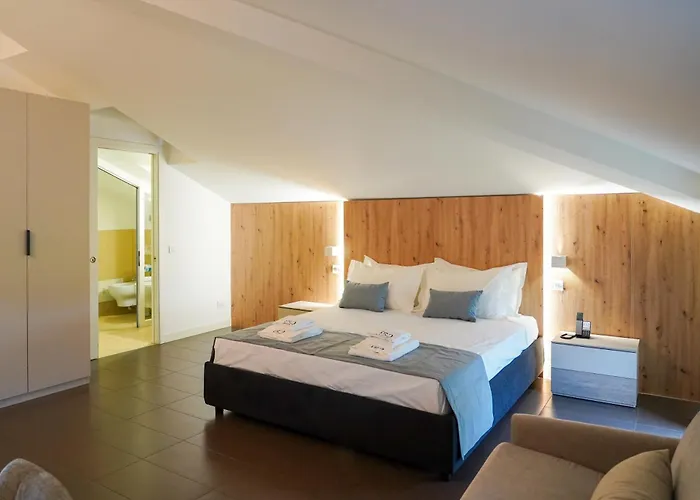 Hotel F52