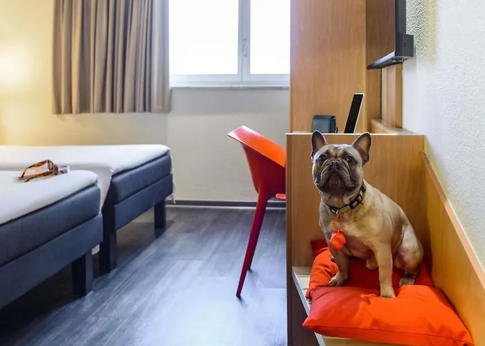  Ibis Milano Centro