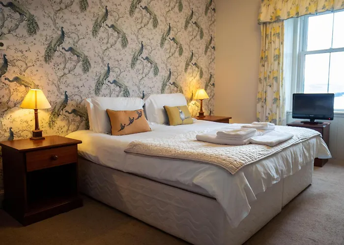Western Isles Hotel