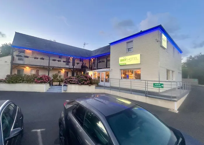 BRIT HOTEL Confort de Lannion vers Perros-Guirec