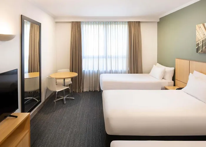 Beach Hotels Mercure Sydney Macquarie Park