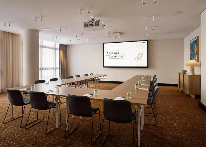 Adina Apartment , Darling Harbour