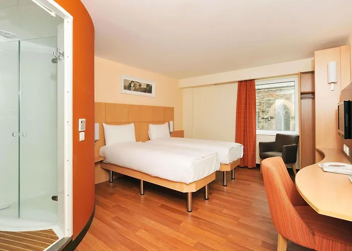 Ibis Belfast Queens Quarter