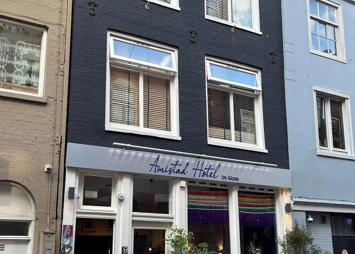 Amistad hotel