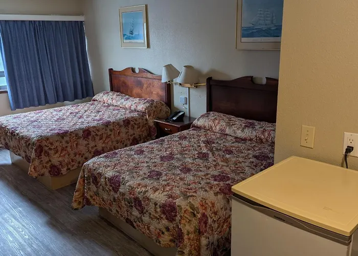 Beach Hotels Moby Dick Inn