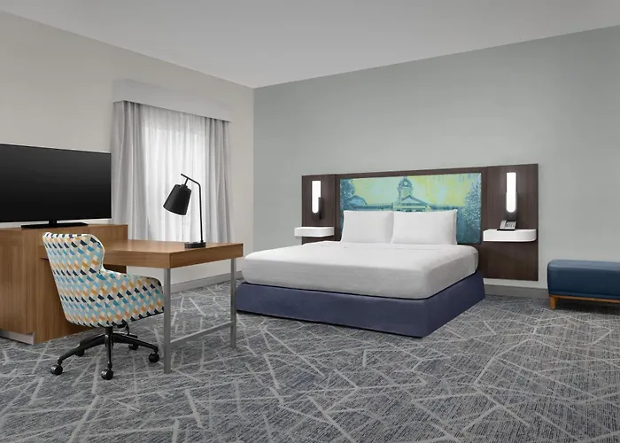 Hampton Inn & Suites Lake City
