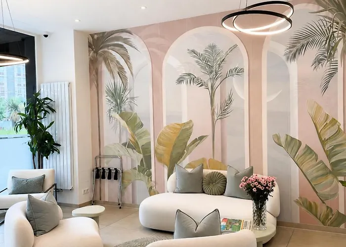 Palm Premium Hotel