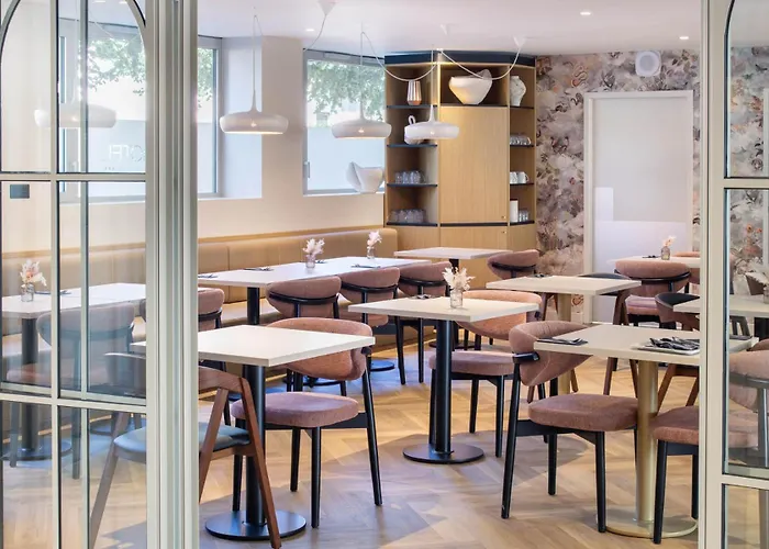 Brit Hotel Cahors Centre - Le Valentre