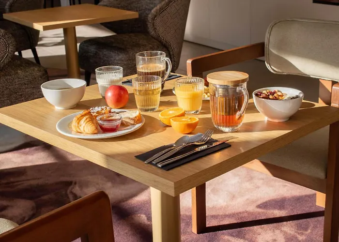 Brit Hotel Cahors Centre - Le Valentre