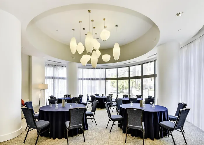 Hilton Garden Inn Old Town National Harbor