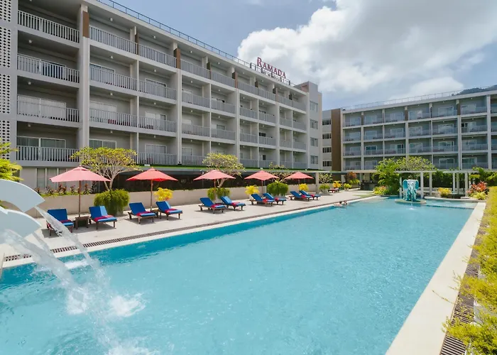 4 Sterne Hotels Ramada By Wyndham Phuket Deevana