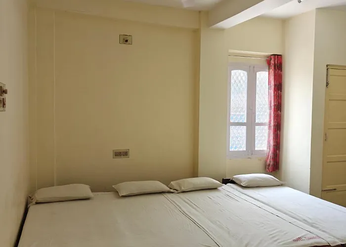 Hotel Ganesh Lodge