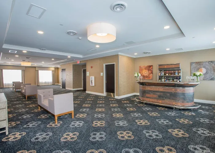 Voco The Clair Downtown By Ihg