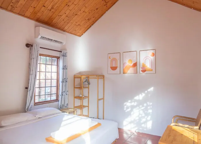 Phu Quoc Valley Sen Bungalow