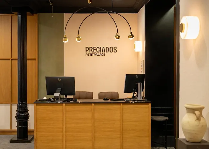  Petit Palace Preciados