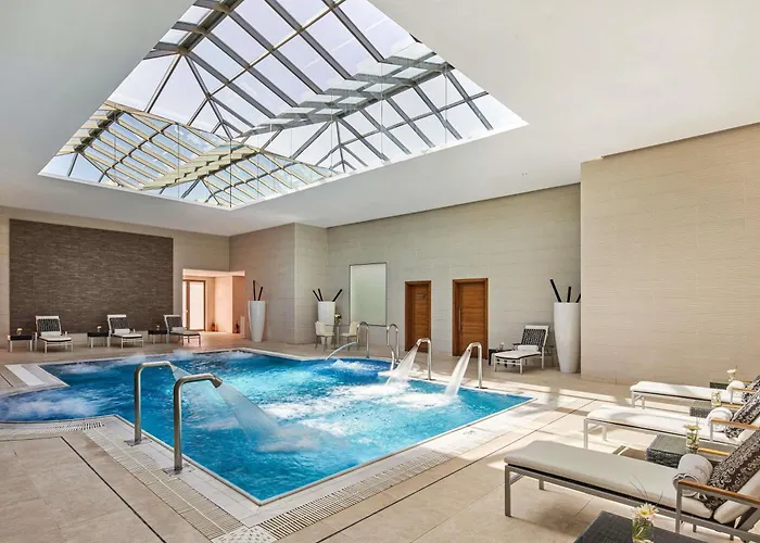 Moevenpick & Spa Tala Bay