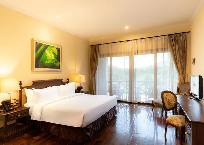Santi Resort & Spa