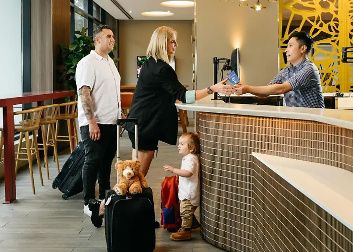 Pets Allowed Hotel Holiday Inn Express Sydney Macquarie Park By Ihg
