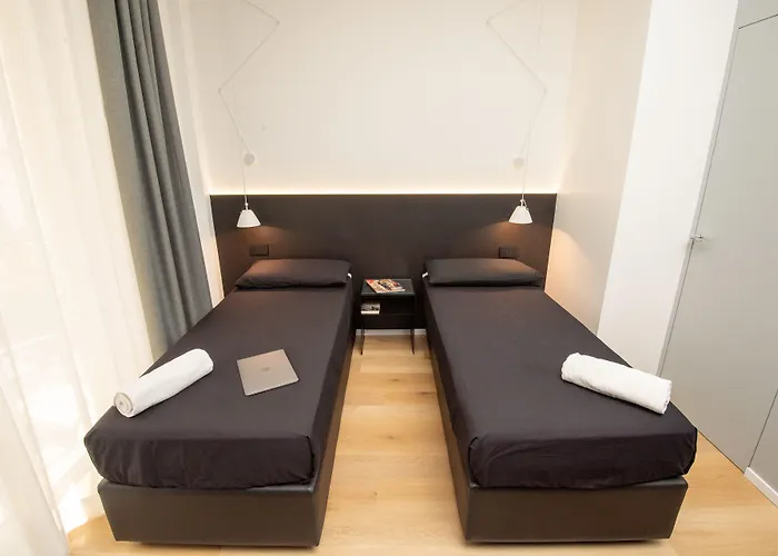 Contemporaneamente 147 - Modern&Comfort