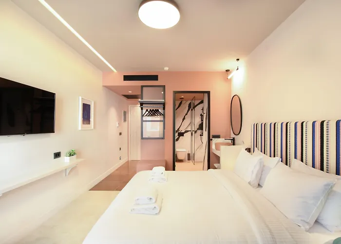 Pavo Art Hotel