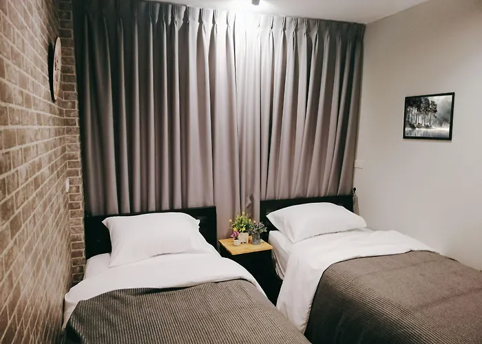 The Hostels White House