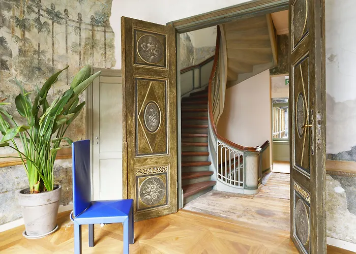 Arche Dwor Uphagena Gdansk
