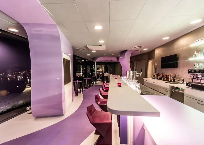 Prize By Radisson, City