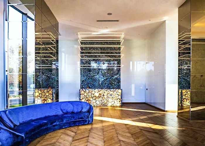 Union Plaza Hotel