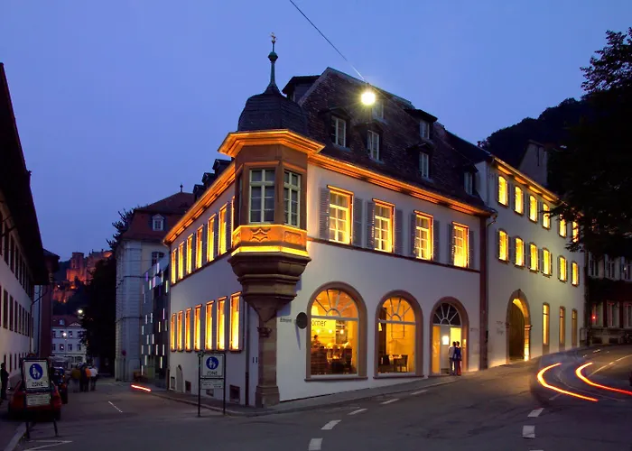  Arthotel