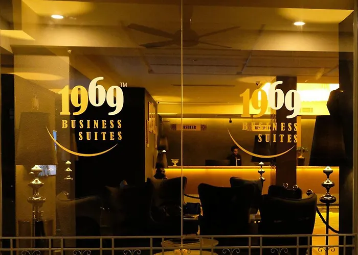 1969 Business Suites Bandar Botani, Ipoh