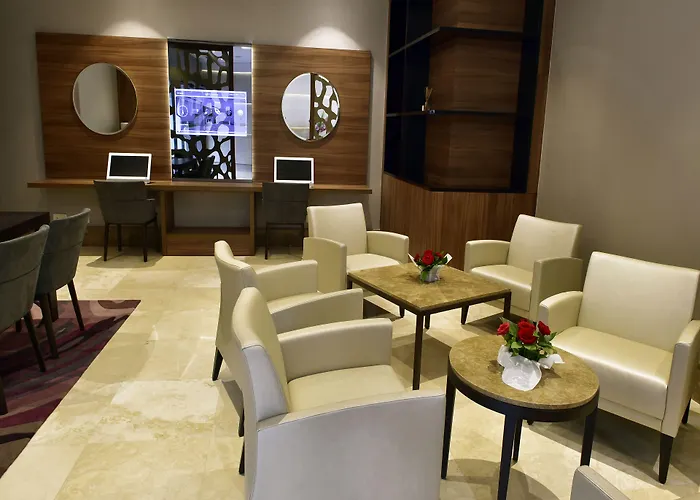 Lamaraz Hotels