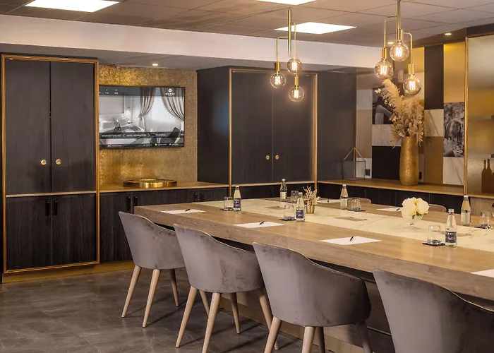Niepce Paris, Curio Collection By Hilton