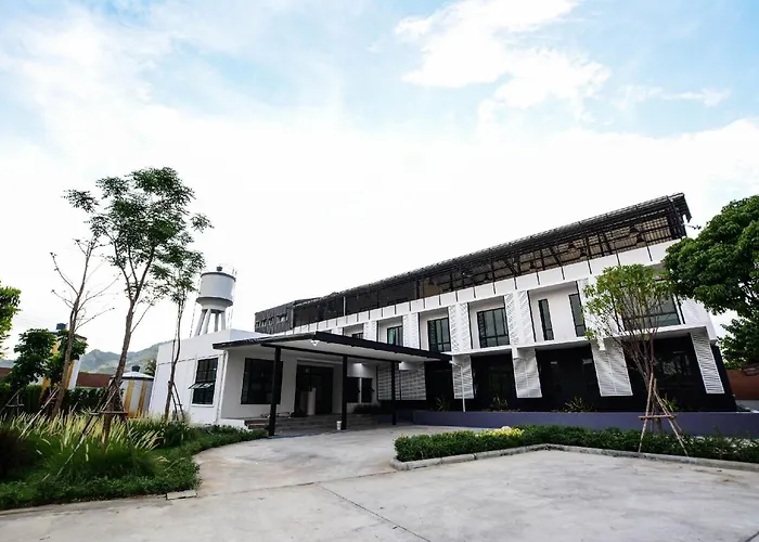 By Hotel Kanchanaburi