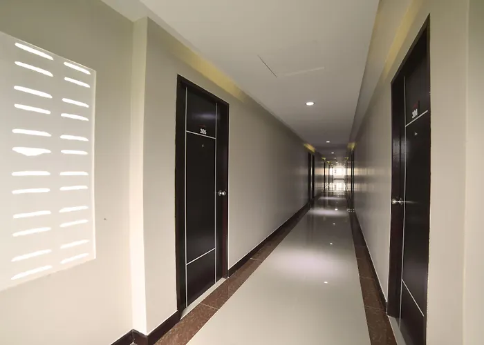 Gold Airport Suites